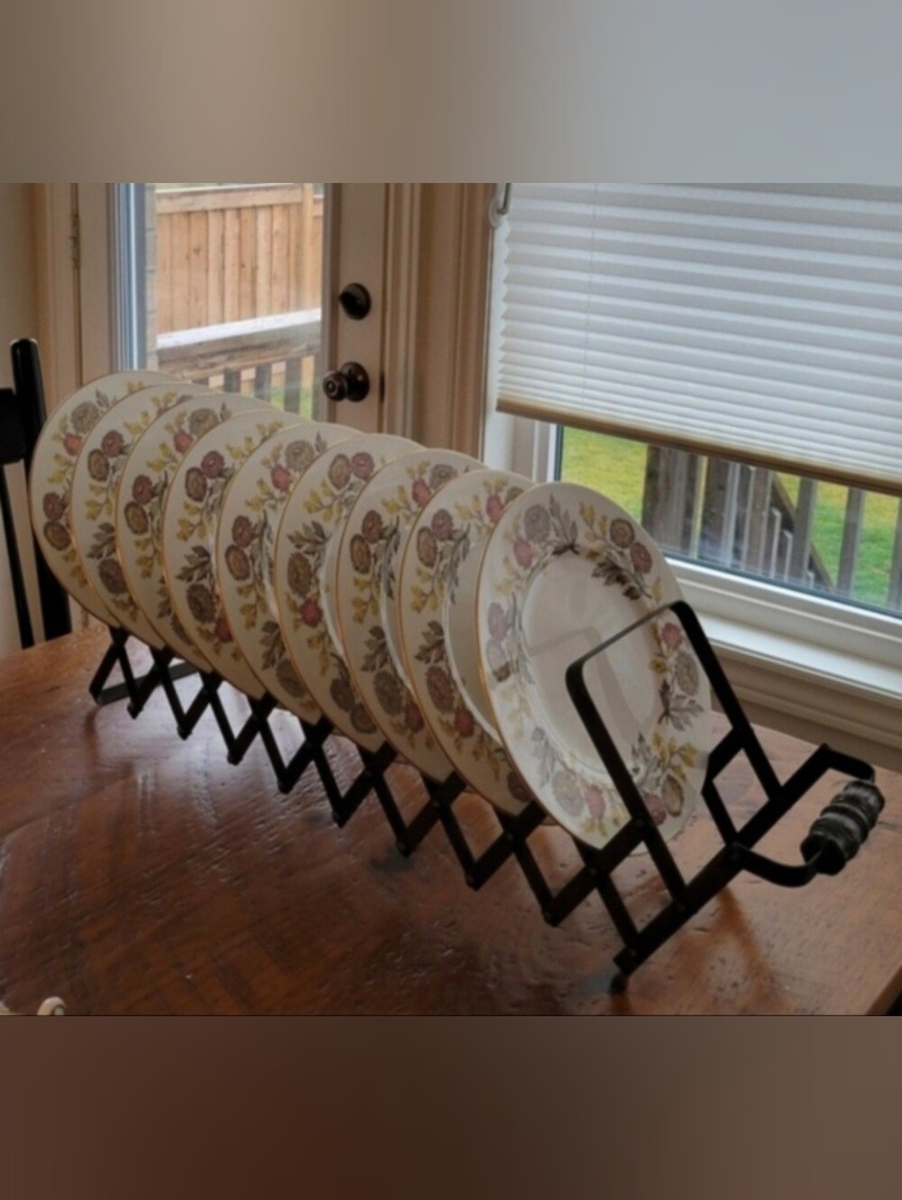Farmhouse Plate Display